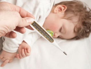 婴儿38度烧了一夜严重吗？家长必知的科学应对指南
